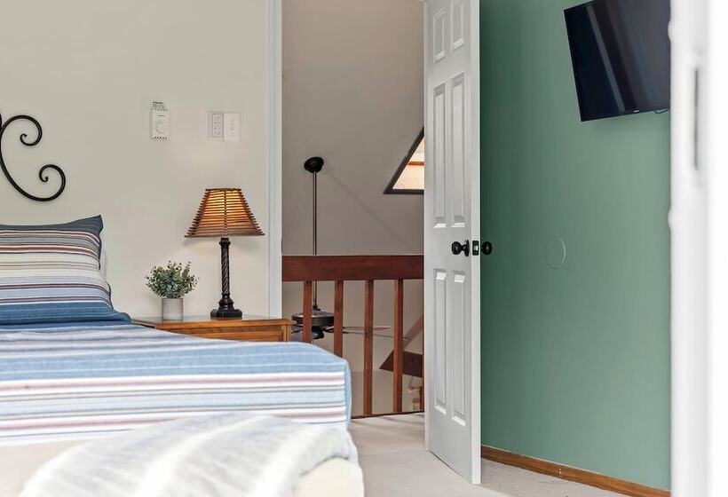 Hidden Bear By Avantstay A+ Central Location