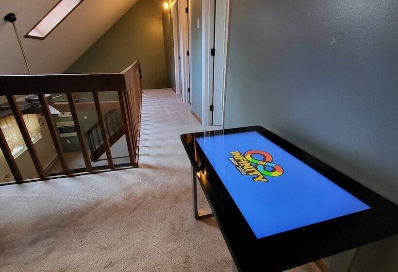 Hidden Bear By Avantstay A+ Central Location