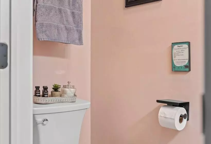 Hidden Bear By Avantstay A+ Central Location