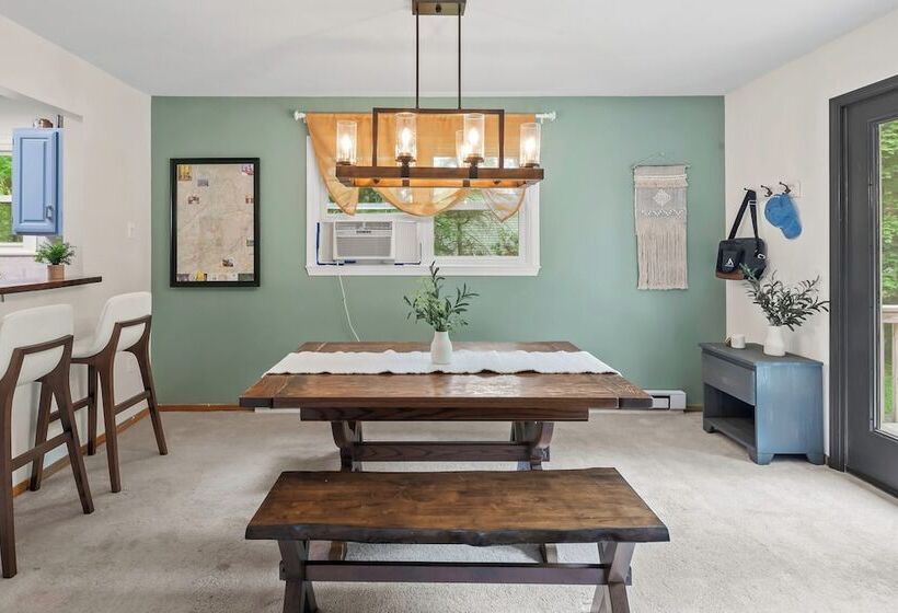 Hidden Bear By Avantstay A+ Central Location