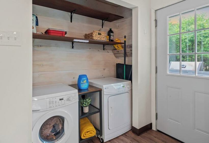 Hidden Bear By Avantstay A+ Central Location