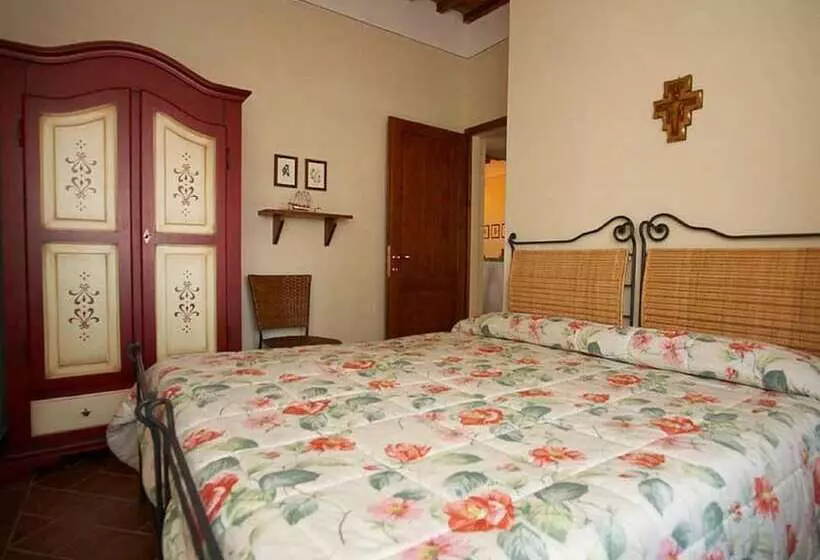 Hotelli Belvilla By Oyo Castel Del Gallo