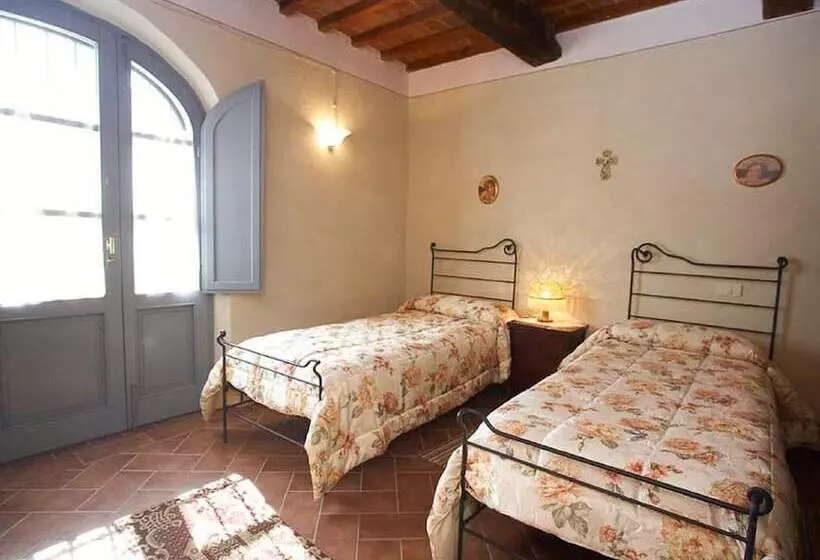 Hotelli Belvilla By Oyo Castel Del Gallo