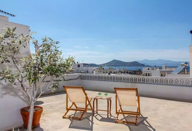 Hotelli Ep Avlis Boutique Apartments