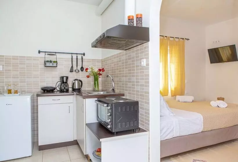 Hotelli Ep Avlis Boutique Apartments