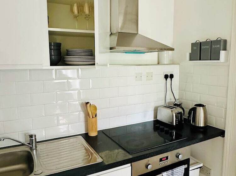 هتل Harrington Suites