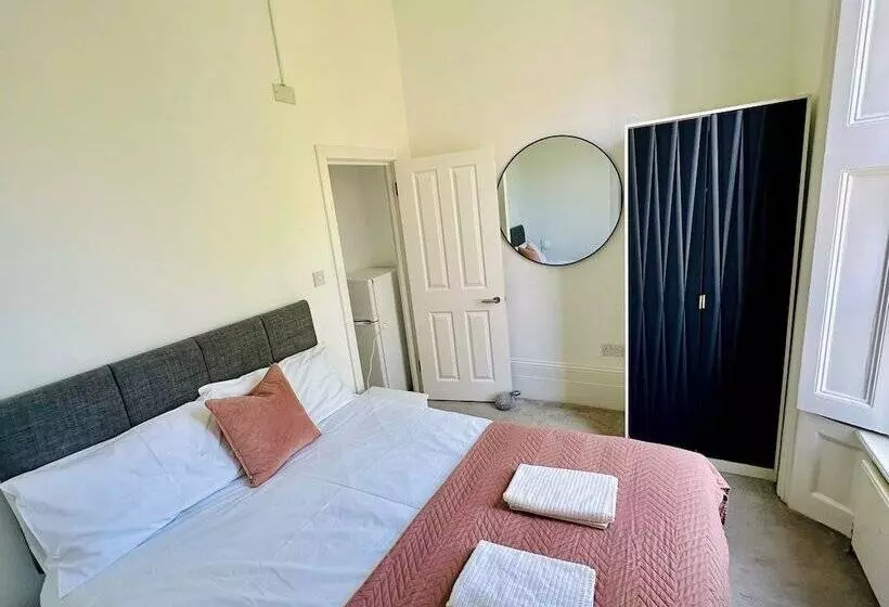 ホテル Harrington Suites