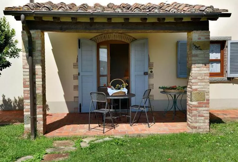 هتل روستایی Agriturismo Borgo Sant Ercolano