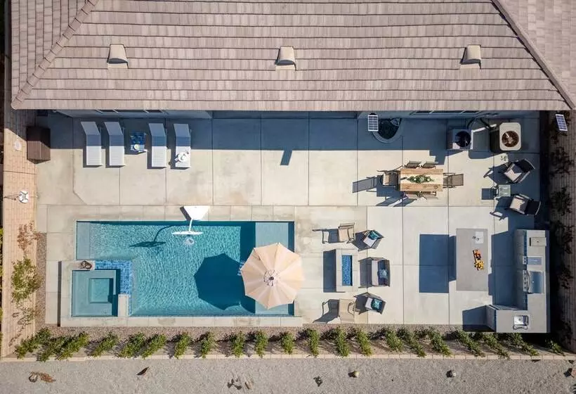 Indio Echo Avantstay Terra Lago Retreat + Pool, Firepit, Outdoor Kitchen