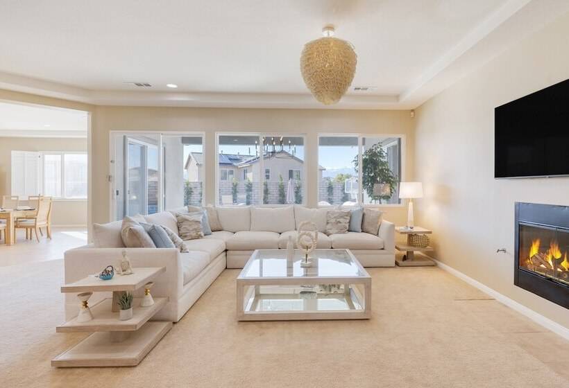 Indio Echo Avantstay Terra Lago Retreat + Pool, Firepit, Outdoor Kitchen