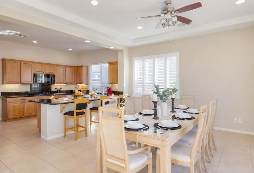 Indio Echo Avantstay Terra Lago Retreat + Pool, Firepit, Outdoor Kitchen