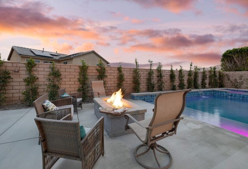 Indio Echo Avantstay Terra Lago Retreat + Pool, Firepit, Outdoor Kitchen