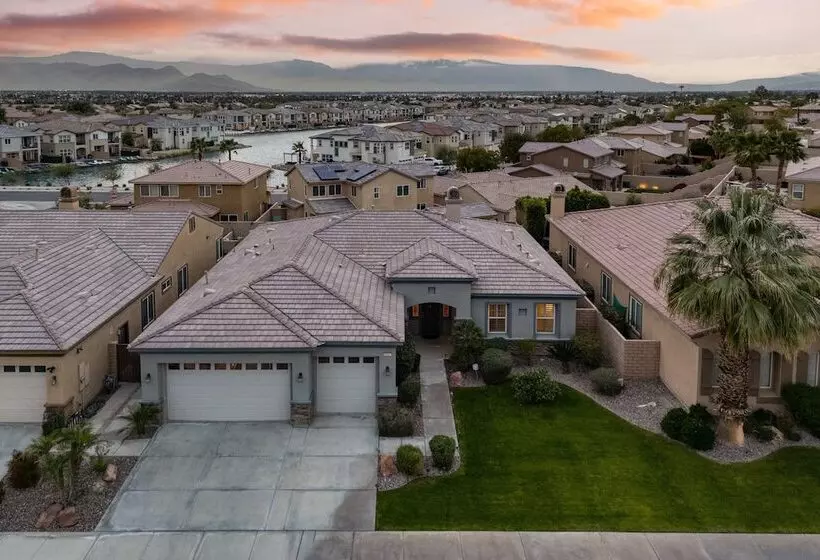 Indio Echo Avantstay Terra Lago Retreat + Pool, Firepit, Outdoor Kitchen
