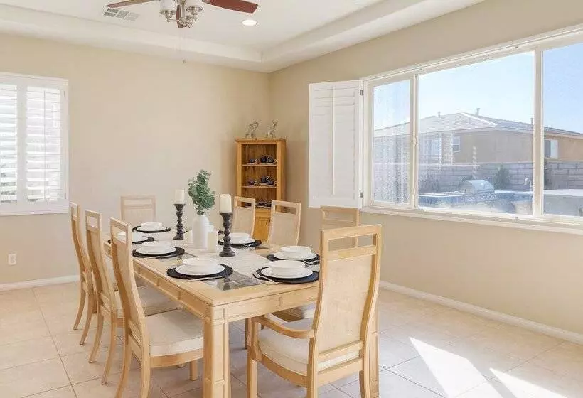 Indio Echo Avantstay Terra Lago Retreat + Pool, Firepit, Outdoor Kitchen