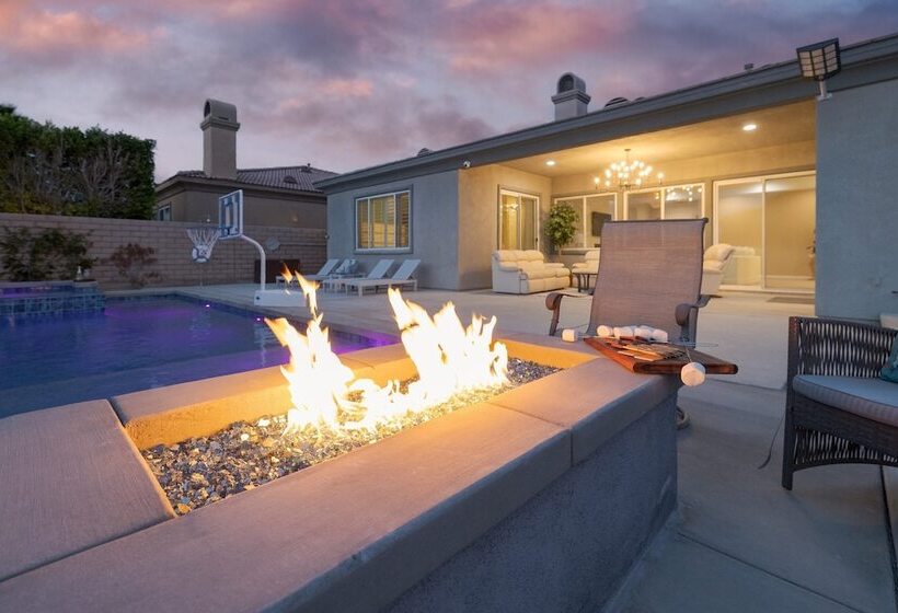 Indio Echo Avantstay Terra Lago Retreat + Pool, Firepit, Outdoor Kitchen