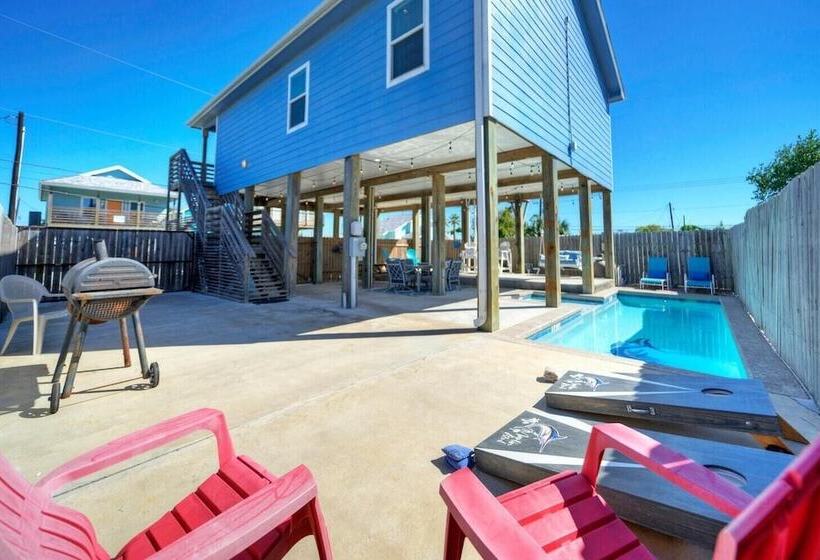 Priv Pool, Walk To Marina + Eateries, 3 Mins To Beach Marlin Azul By Avantstay