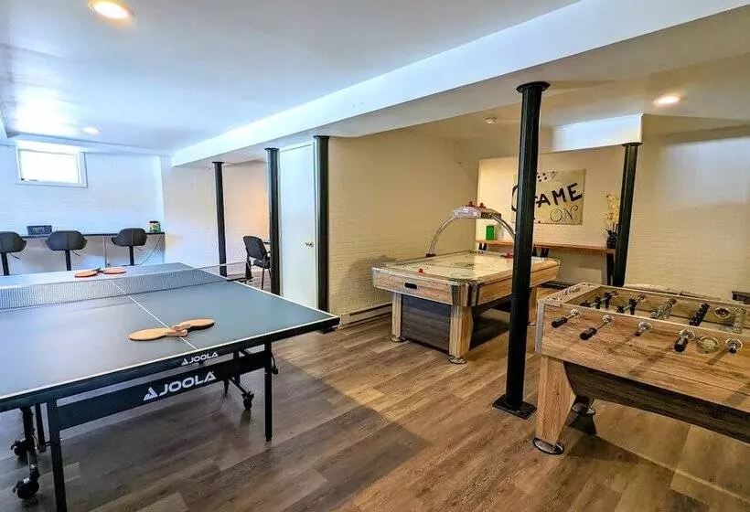 Mountain Mindset By Avantstay Pool, Hot Tub, Game Room, Firepit