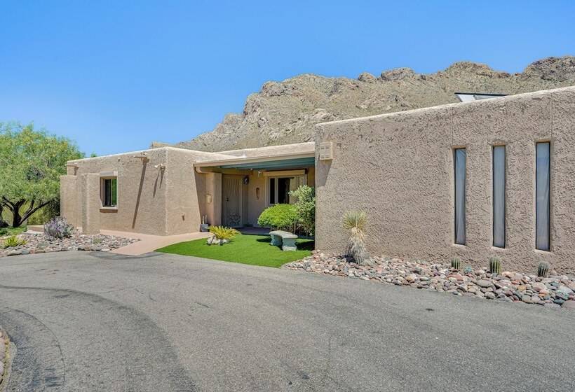 Oro Valley Retreat W/ Pool & Breathtaking Views!