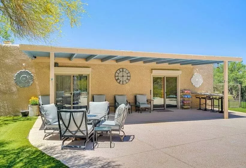 Oro Valley Retreat W/ Pool & Breathtaking Views!