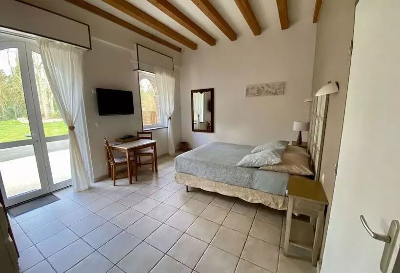 Majatalo Aux Ecuries Du Château