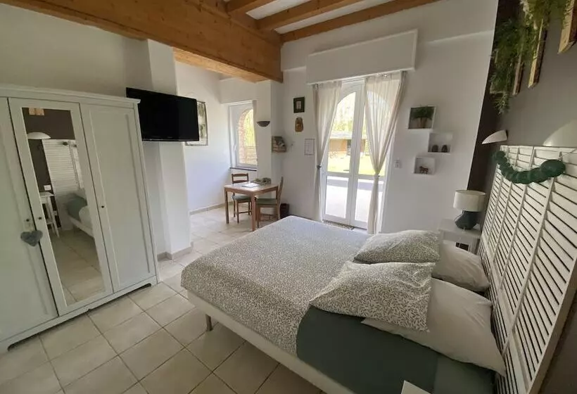 Majatalo Aux Ecuries Du Château