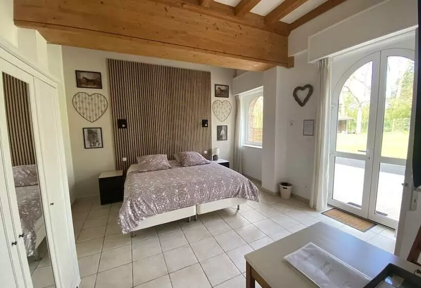 Majatalo Aux Ecuries Du Château