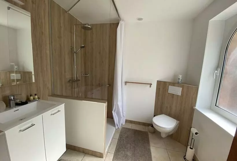 Majatalo Aux Ecuries Du Château