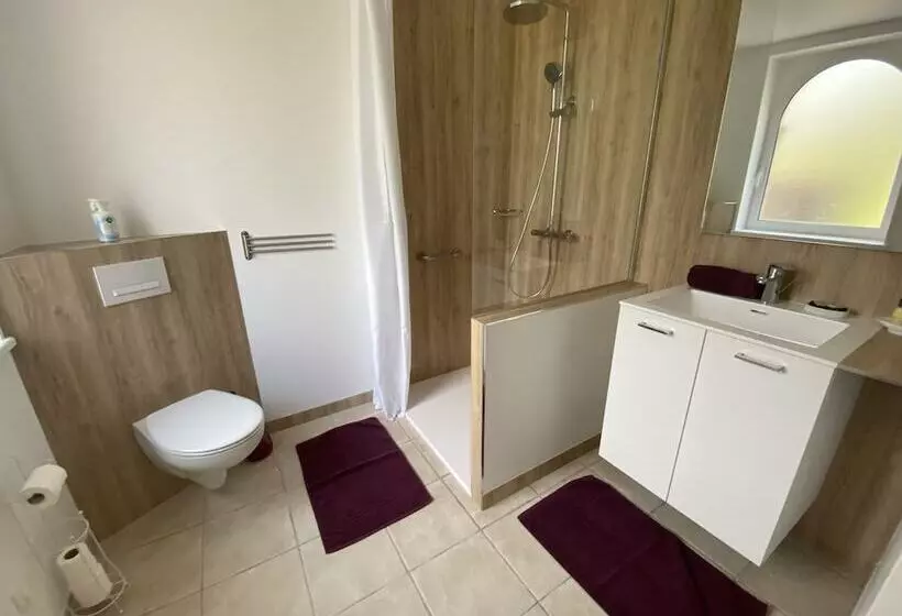 Majatalo Aux Ecuries Du Château