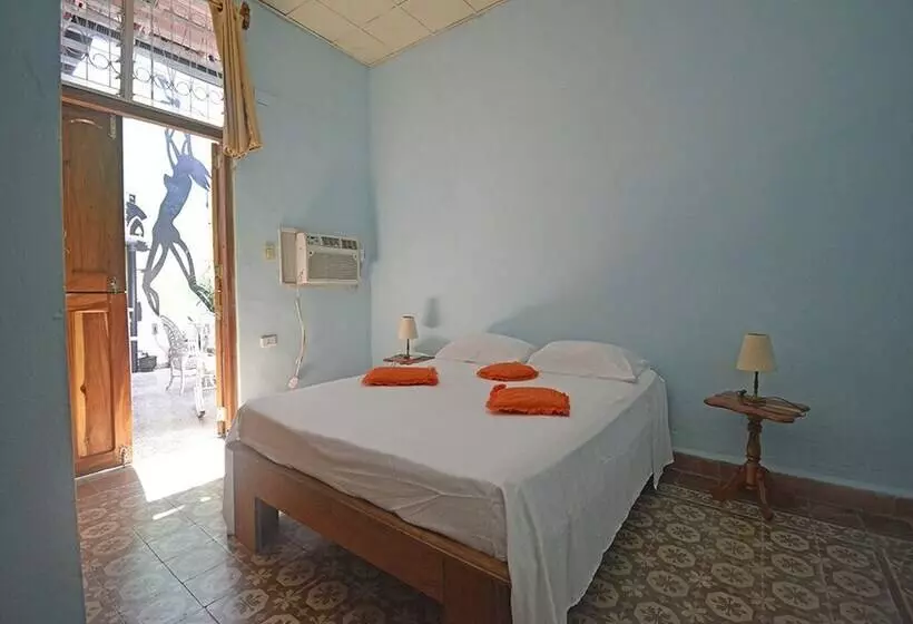 پانسیون Casa Colonial Lalita Cienfuegos