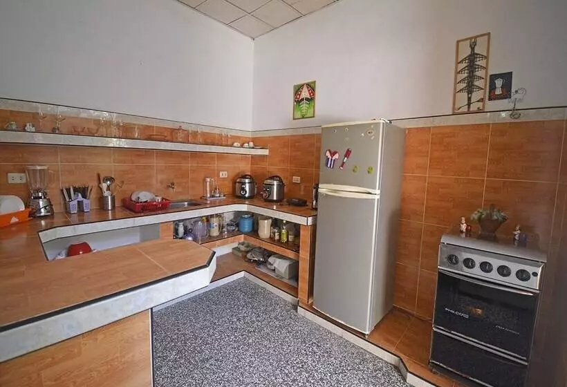 پانسیون Casa Colonial Lalita Cienfuegos