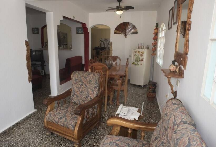 پانسیون Casa Grether Carlos