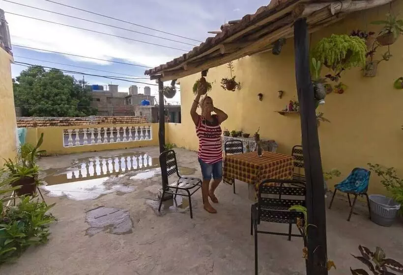 پانسیون Hostal Leidi Diana Trinidad