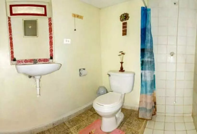 پانسیون Hostal Leidi Diana Trinidad