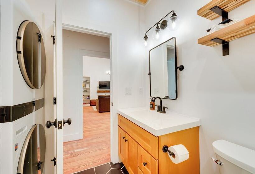 Secluded Wilmington Cabin: Fire Pit & Grill