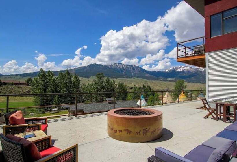 منتجع Yellowstone Tipis