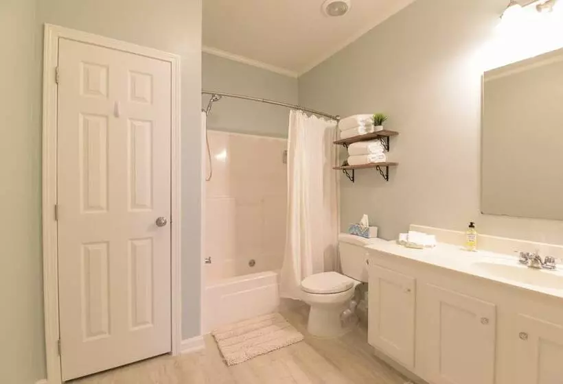 Riverside Ranch By Avantstay Mins To Downtown