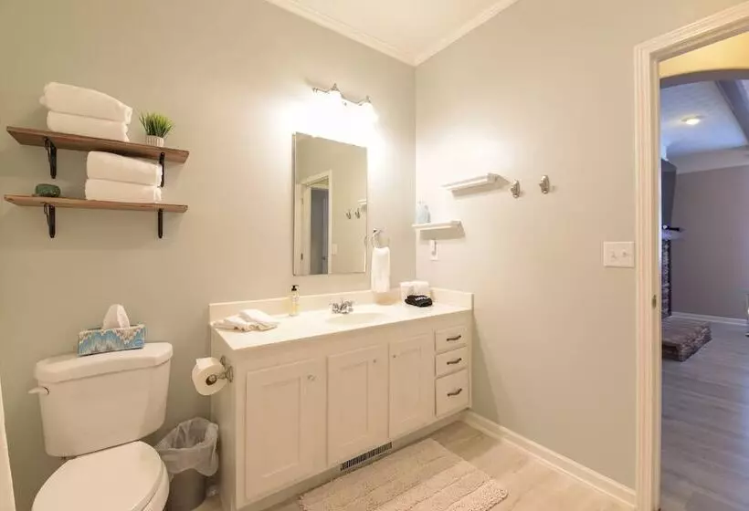 Riverside Ranch By Avantstay Mins To Downtown