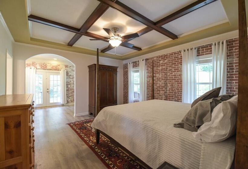 Riverside Ranch By Avantstay Mins To Downtown