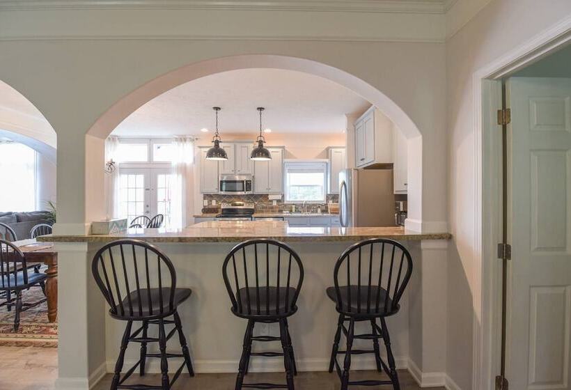 Riverside Ranch By Avantstay Mins To Downtown