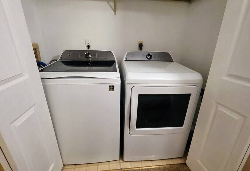 Slope Lodge Prime Skiing Location Indoor Pool, Hot Tub, Sauna Private Deck