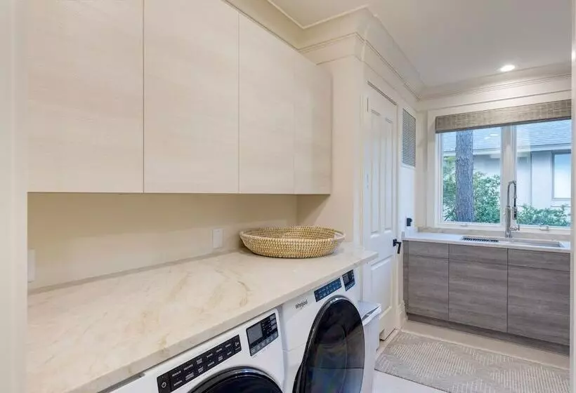 South Beach Serenity By Avantstay Private Pool + Beach Access