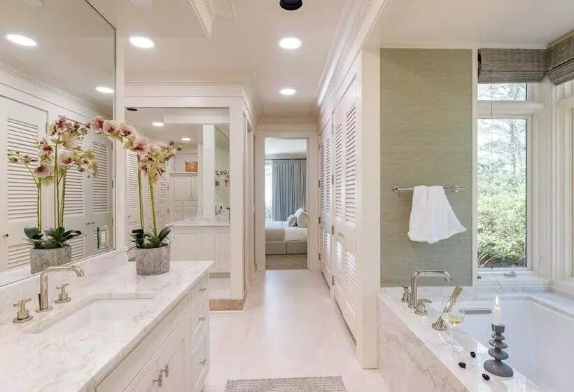 South Beach Serenity By Avantstay Private Pool + Beach Access