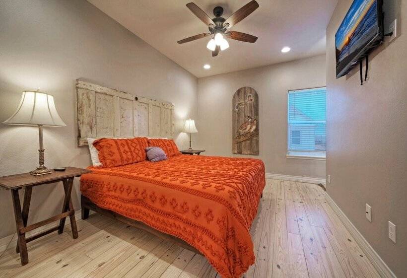 Pool Access + Boat Dock Steps To The Gulf The Pintail By Avantstay