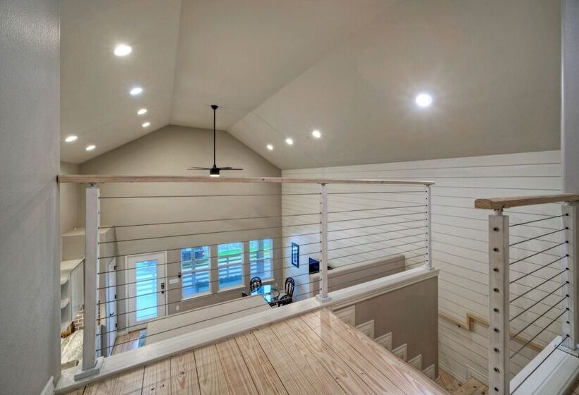 Pool Access + Boat Dock Steps To The Gulf The Pintail By Avantstay