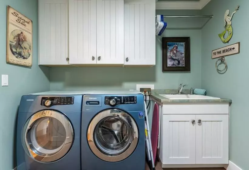 Truly A Treasure By Avantstay Walk To Beach, Patio