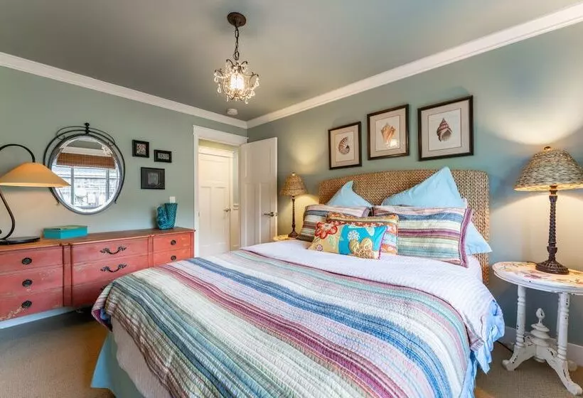 Truly A Treasure By Avantstay Walk To Beach, Patio