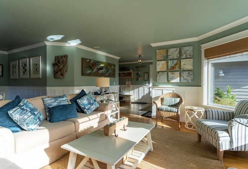 Truly A Treasure By Avantstay Walk To Beach, Patio