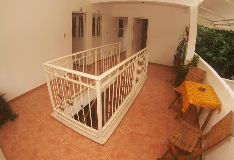 Szálló Hostal Casa Blanca