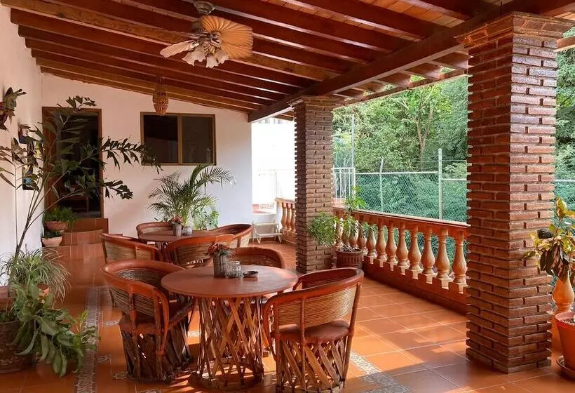 Retkeilymaja Hostal Casa Blanca