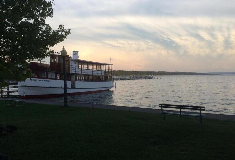 Bed and Breakfast 2w Lake